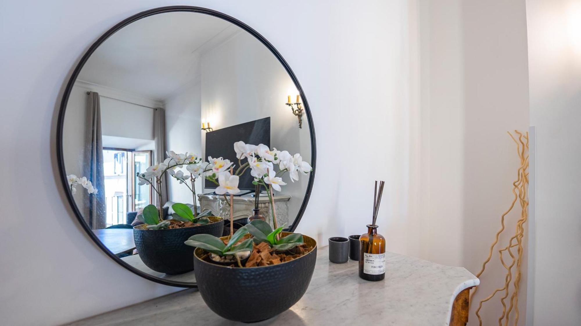 Piazza Navona Elegant And Three-room Apartment