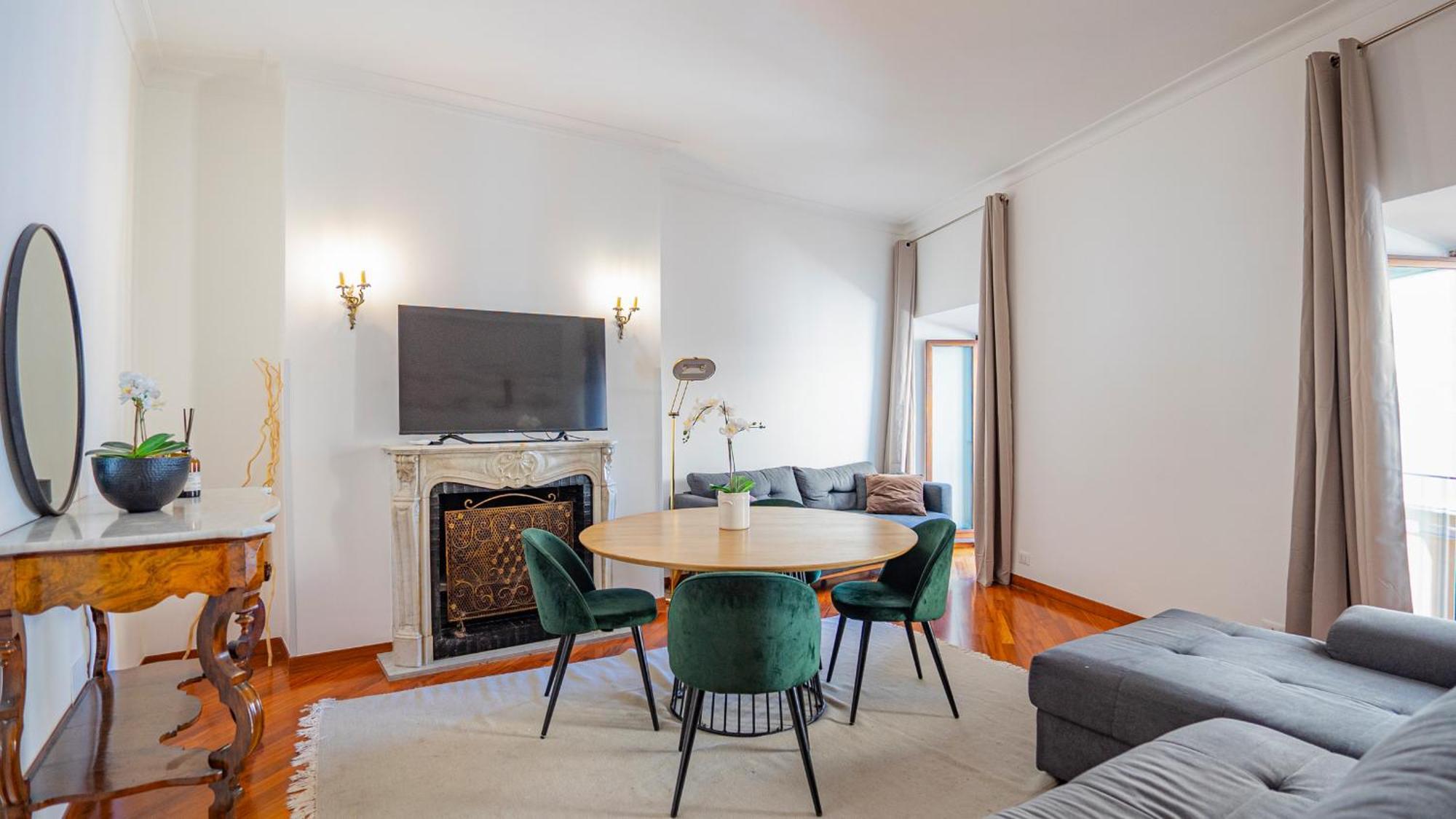 Piazza Navona Elegant And Three-room Apartment Rome